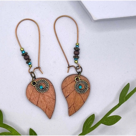 1 LEFT! Bohemian Beaded Wood Leaf Earrings - Picture 2 of 3